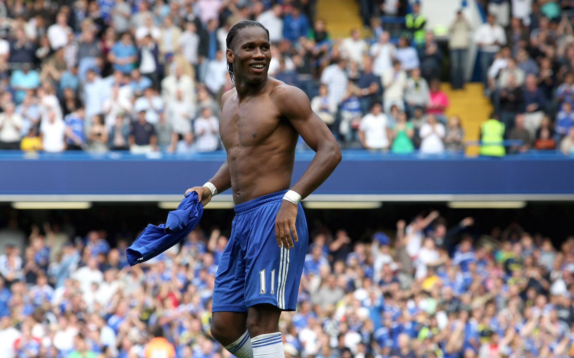 NBA季后赛最新形势：切尔西高居榜首，上海海港强势追赶，冠军归属成迷(切尔西查姆斯图集)